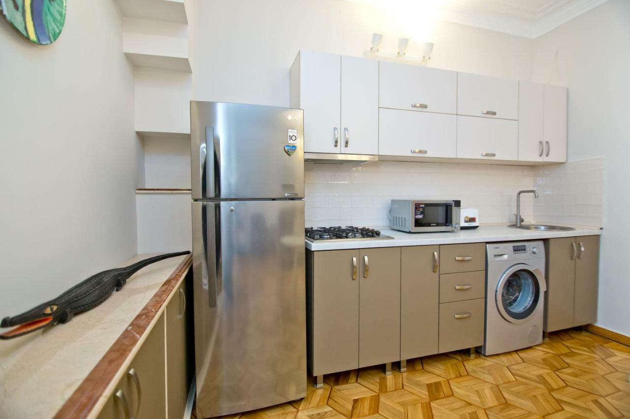 Seaside Luxury Apartment 바투미 외부 사진